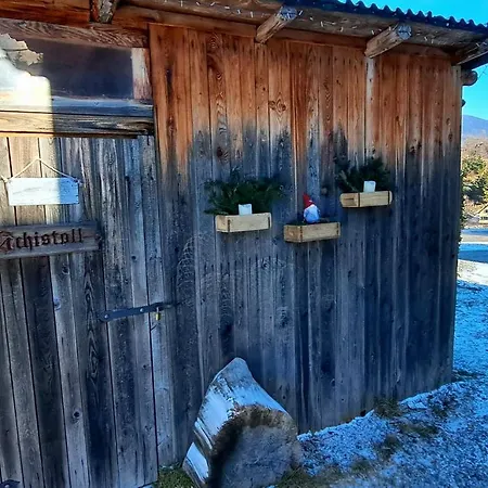 Ferienhuetten Zimmermann بيت للعطل سبيتال آم سيميرينغ