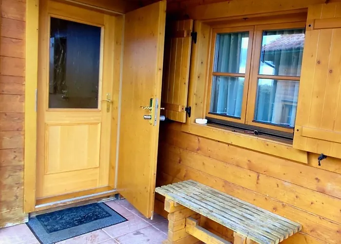 Ferienhuetten Zimmermann * سبيتال آم سيميرينغ